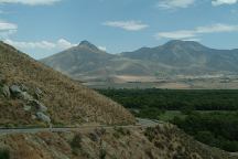 Sierra Way near Hanning Flat