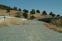 Old Bridge north from Elk Creek