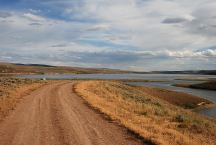 Road towards Dempsey Point