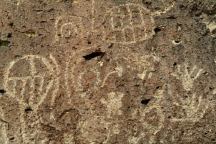 Chidago Canyon Petroglyphs