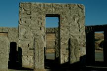 Design from inside Stonehenge Memorial